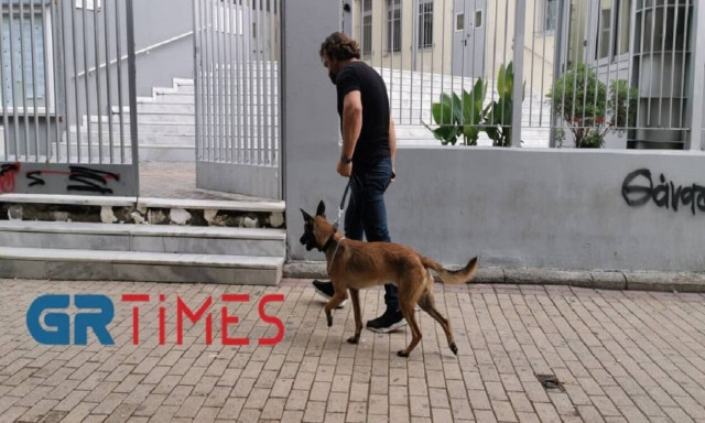 Συναγερμός στη Θεσσαλονίκη: Εκκένωση σχολείου μετά από τηλεφώνημα για βόμβα