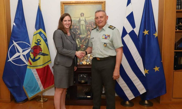 ΓΕΕΘΑ: Συνάντηση του Αρχηγού, Στρατηγού Φλώρου με εκπροσώπους των ΗΠΑ για τα F-35