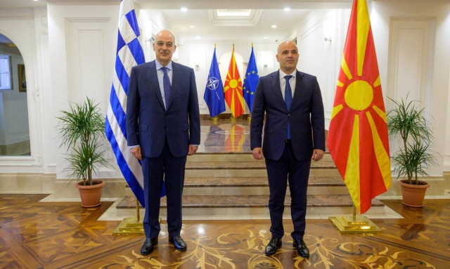 Δένδιας σε ΥΠΕΞ Σκοπίων: Προσβλέπουμε στην ένταξή σας στην ΕΕ