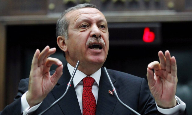 ΣΥΡΙΖΑ: ΗΠΑ και Ευρώπη τηρούν ίσες αποστάσεις στις προκλήσεις Ερντογάν