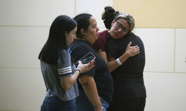 Τέξας: 7-11 ετών τα 19 παιδιά που σκότωσε ο 18χρονος - Πυροβολούσε αδιακρίτως μέσα στο σχολείο