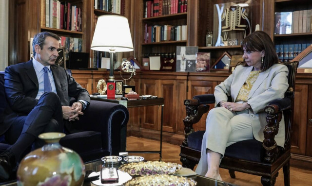 Μητσοτάκης σε Σακελλαροπούλου: Δεν θα αφήσουμε πολίτες και επιχειρήσεις απροστάτευτους