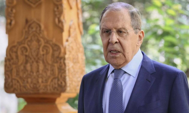 Ηχηρή προειδοποίηση Λαβρόφ στη Δύση: «Κλιμάκωση ο εφοδιασμός όπλων στην Ουκρανία»