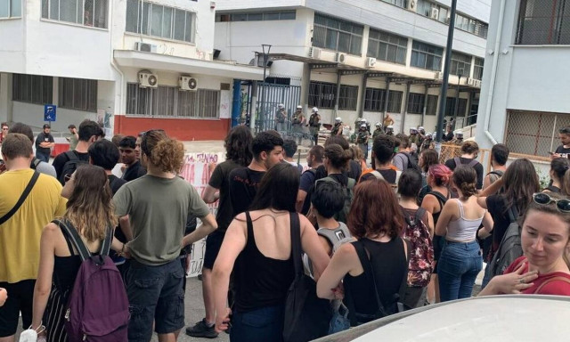 Θεσσαλονίκη: Επεισόδια στο Τμήμα Βιολογίας μέσα στο Αριστοτέλειο Πανεπιστήμιο