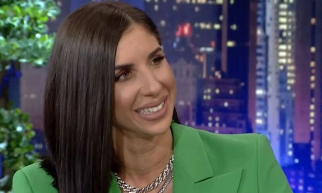 Mad Clip: Η αδερφή του, Άσπα μιλά για το ντουέτο που έγραψαν μαζί και για τα παιδικά τους χρόνια