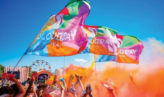 Στροβιλίσου στη μουσική και τα χρώματα του Colourday Festival