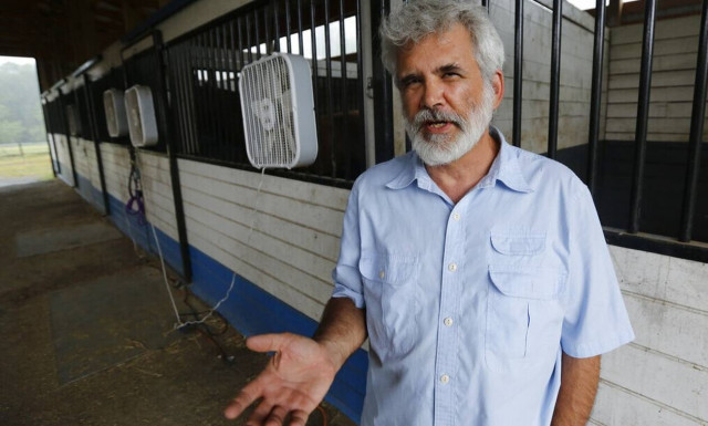 Ευλογιά των πιθήκων: «Σταματήστε την παραπληροφόρηση και τον πανικό» λέει ο ιολόγος Ρόμπερτ Μαλόουν