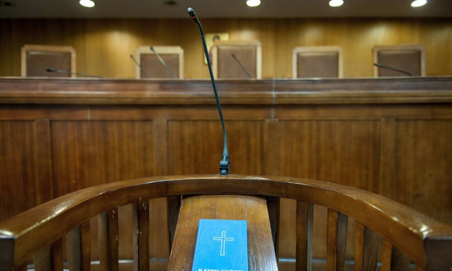 Λάρισα: Η εφηβική φάρσα κατέληξε στα δικαστήρια - Επίθεση σε σπίτι ζευγαριού