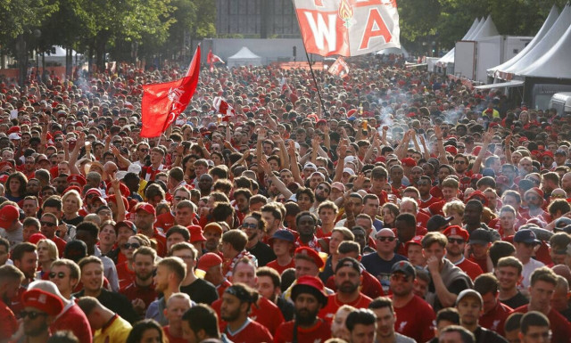Τελικός Champions League: «Ντου» οπαδών για να μπουν στο γήπεδο για το Λίβερπουλ - Ρεάλ Μαδρίτης