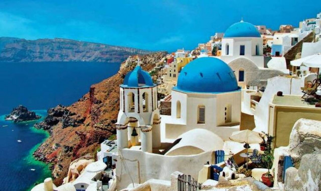 Αφιέρωμα του National Geographic Traveler της Πολωνίας σε ελληνικά νησιά