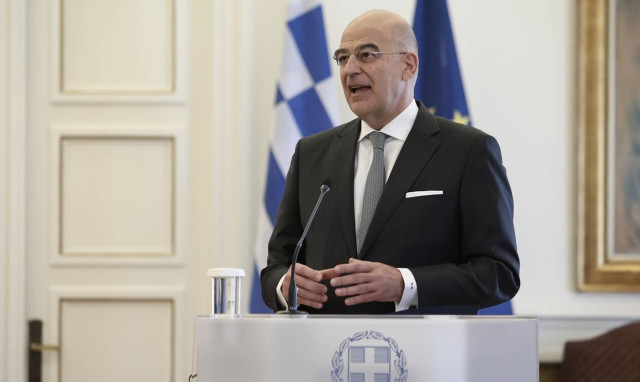 FM Dendias: We decide when and how we will respond to Turkish provocations