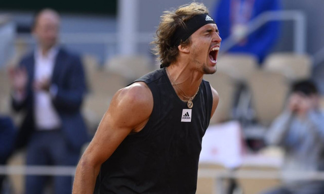 Roland Garros: Στα ημιτελικά ο εξαιρετικός Ζβέρεφ, σταμάτησε το σερί του Αλκαράθ