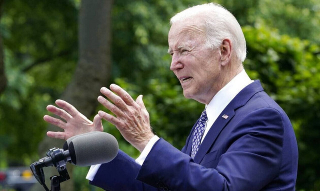 Μπάιντεν: Θα χρειαστεί χρόνος για την επαναφορά της τιμής της βενζίνης στα συνήθη επίπεδα