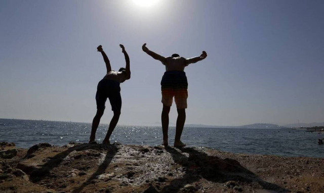 Καιρός: Τα δύο θερμοκρασιακά πρόσωπα του Μαΐου - Τι κατέγραψε το Meteo