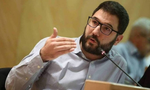 Syriza spokesman: Gov't must brief Parliament on tank agreement with Germany