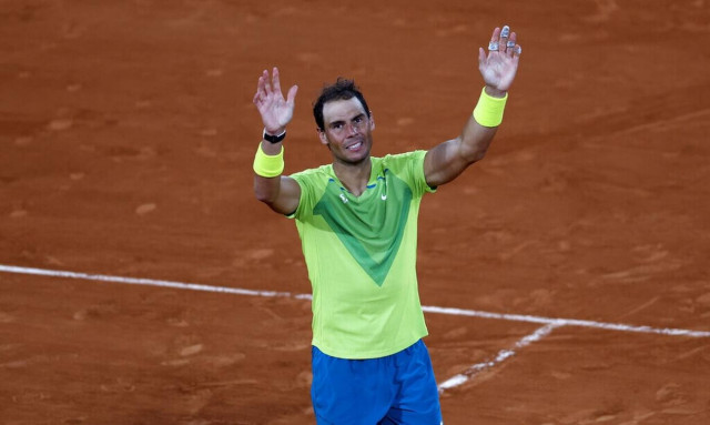 Roland Garros: Ο Ναδάλ νίκησε στην τιτανομαχία τον Τζόκοβιτς και προκρίθηκε στα ημιτελικά