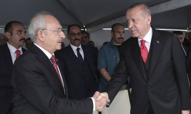 Τουρκία: «Ομοβροντία» κατά του Ερντογάν από την αντιπολίτευση – «Θα πάει μέσα ισόβια»