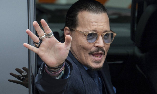 Τζόνι Ντεπ: Η πρώτη δημόσια εμφάνιση του μετά τη δικαίωση