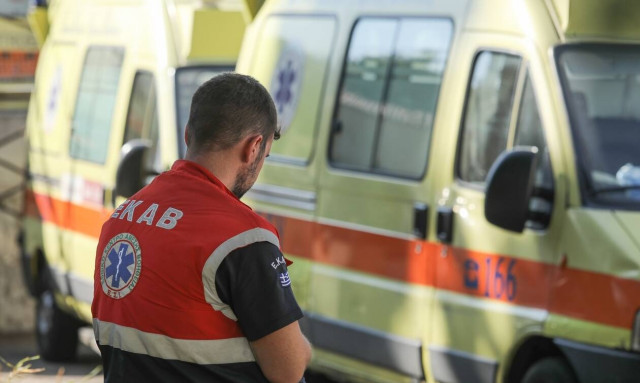 Καισαριανή: Μυστήριο με γυναίκα που έπεσε από μπαλκόνι δεύτερου ορόφου και σκοτώθηκε