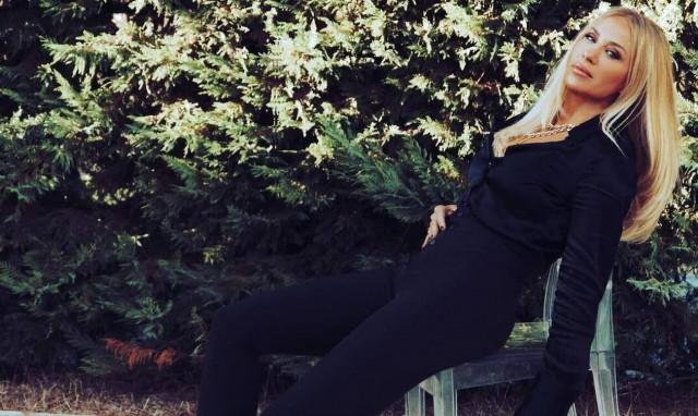 Γωγώ Μαστροκώστα: Η αδερφή της μιλά για την κατάσταση της υγείας της (video)