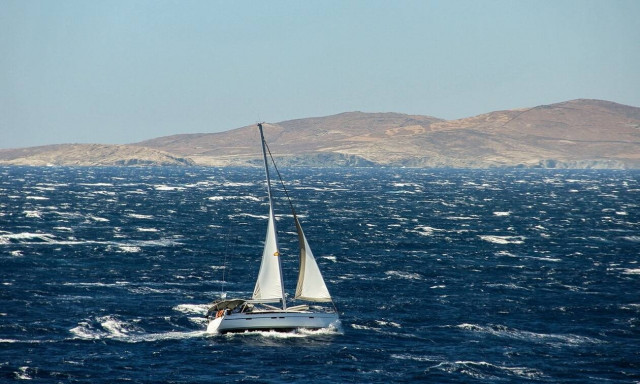 Καιρός: Με ήλιο και 35 βαθμούς η Πέμπτη - Μέχρι 7 μποφόρ στο Αιγαίο (pics)