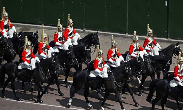 Πλατινένιο Ιωβηλαίο LIVE: 70 χρόνια της βασίλισσας Ελισάβετ στον θρόνο - Το πρόγραμμα των εκδηλώσεων