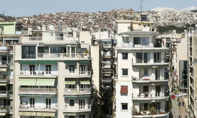 ΑΑΔΕ: Ποιοι θα λάβουν έξτρα «ραβασάκια» για τον ΕΝΦΙΑ