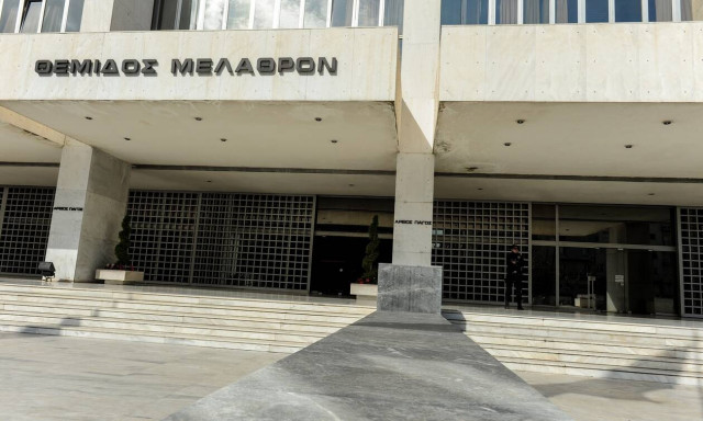 Novartis: Εισαγγελική έρευνα για την παραποιημένη μετάφραση του εγγράφου του FBI