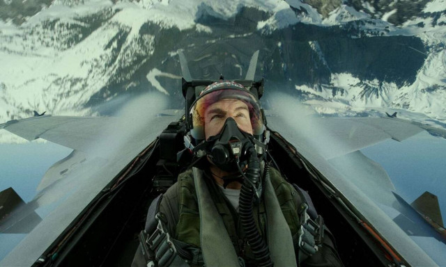 «Top Gun: Maverick»: 15 πράγματα που θέλεις να ξέρεις για την ταινία που σαρώνει τα ταμεία!