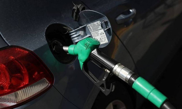 Bενζίνη: Σε ποια χώρα πωλείται 0,654 ευρώ το λίτρο