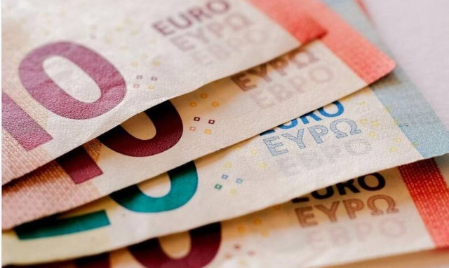 Εισφορά αλληλεγγύης: Ποιοι και πόσα κερδίζουν από την κατάργησή της (vid)