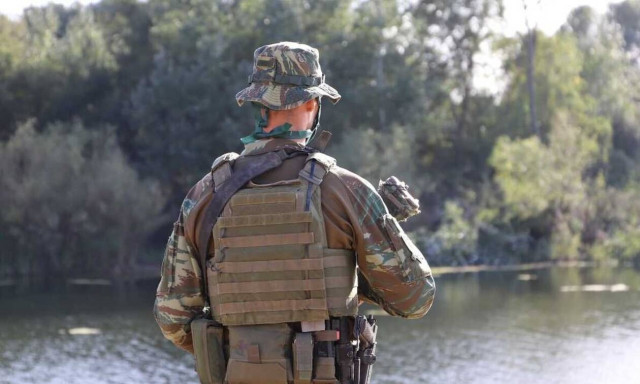 Συναγερμός σε Έβρο και Αιγαίο για συγκέντρωση μεταναστών στα τουρκικά παράλια