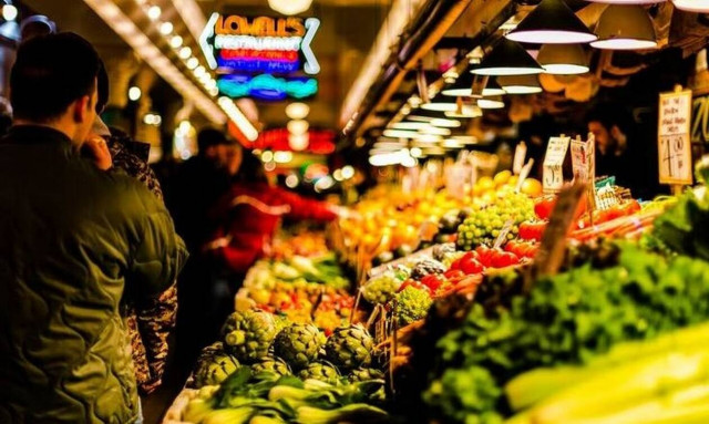 Αγίου Πνεύματος 2022: Ωράριο σούπερ μάρκετ - Ποια καταστήματα θα παραμείνουν κλειστά