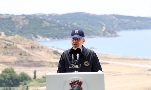 Νέες προκλήσεις από τον Ακάρ: Η Ελλάδα κατηγορεί ξεδιάντροπα την Τουρκία – Αυτό είναι υποκρισία