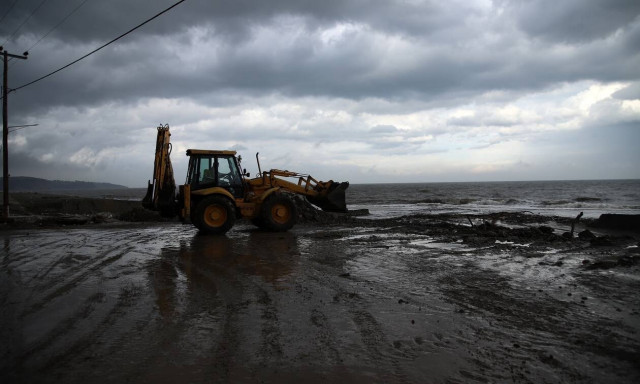 Ξεκίνησε η επέλαση της κακοκαιρίας Genesis - Τα πρώτα μηνύματα από το 112 σε Εύβοια και Ηλεία