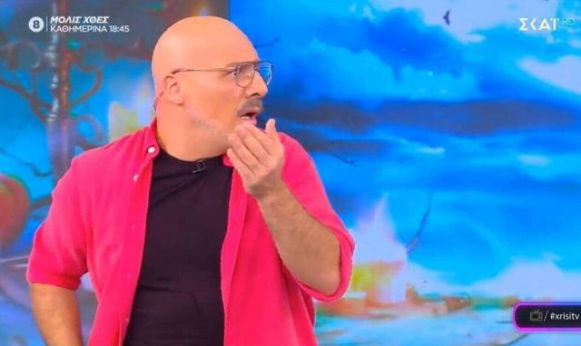 Μουτσινάς: Χαμός στον αέρα της εκπομπής του – «Χαζοί είστε;»