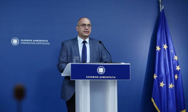 Γιάννης Οικονόμου: Δείτε live την ενημέρωση των πολιτικών συντακτών