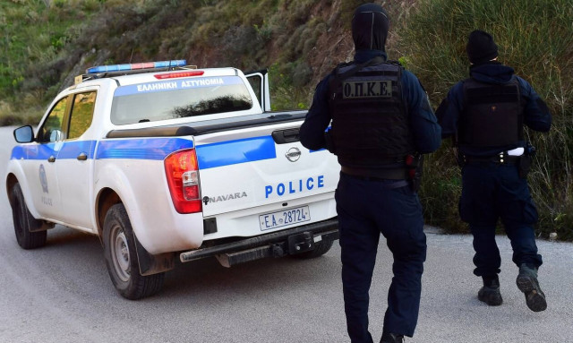 Παλαιό Φάληρο: Παρίσταναν τους τεχνικούς και «ξάφριζαν» ηλικιωμένους (vid)