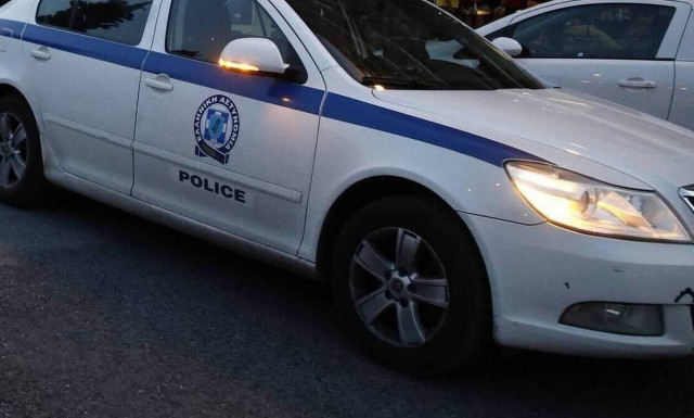 Θεσσαλονίκη: Έκλεψε κοσμήματα αξίας από 67χρονη με πρόσχημα ότι του έπεσαν τα ρούχα στο μπαλκόνι της