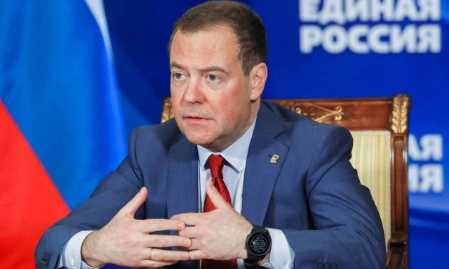 Προειδοποίηση Μεντβέντεφ προς Δύση: «Οι ιππείς της Αποκάλυψης είναι καθ’ οδόν»