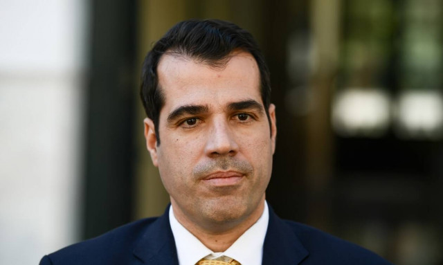 Πλεύρης: Επεξεργαζόμαστε οικονομικά κίνητρα και κίνητρα εξέλιξης για τους εργαζόμενους στο ΕΣΥ