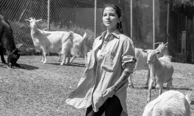 Εριέττα Κούρκουλου: «Η απώλεια ενός φίλου που έγινε οικογένεια πονάει πολύ»