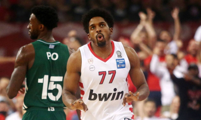 Παναθηναϊκός – Ολυμπιακός: Με ΜακΚίσικ οι «ερυθρόλευκοι» στο ΟΑΚΑ – Εκτός ο Λιβιό Ζαν Σαρλ