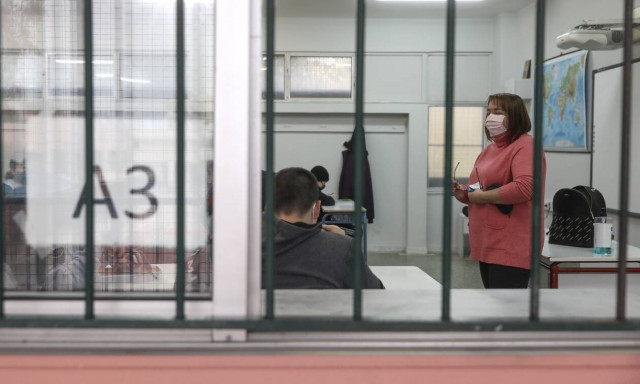 Προσλήψεις 8.586 εκπαιδευτικών το καλοκαίρι εξήγγειλε η Κεραμέως