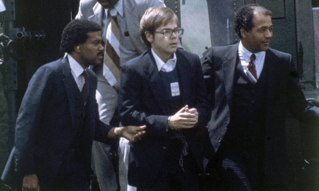 ΗΠΑ: Ελεύθερος μετά από 41 χρόνια ο άνδρας που επιχείρησε να δολοφονήσει τον Ρόναλντ Ρίγκαν    