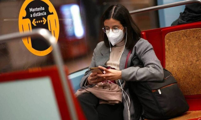 Κορονοϊός - Ιταλία: Υποχρεωτικές οι μάσκες στα μέσα μεταφοράς, με μόνη εξαίρεση τα αεροπλάνα        