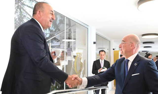 Η συνάντηση Δένδια - Τσαβούσογλου στα Σκόπια και η «κοινωνική χειραψία» - Το μήνυμα του Έλληνα ΥΠΕΞ