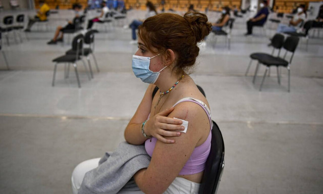 Κορονοϊός: Ενδεχόμενο τέταρτης δόσης για όλο τον πληθυσμό από το φθινόπωρο στην Ισπανία