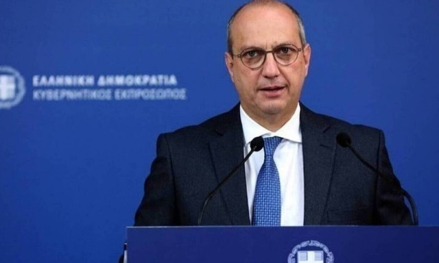 Οικονόμου: Η κυβέρνηση αξιοποιεί κάθε υπαρκτή δυνατότητα για να βοηθήσει νοικοκυριά και επιχειρήσεις