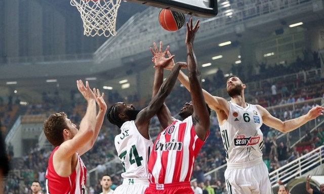 Ολυμπιακός – Παναθηναϊκός: Πρόστιμο στους «πράσινους» για το Game 2 των τελικών της Basket League